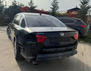 VOLKSWAGEN Passat 2011-2015