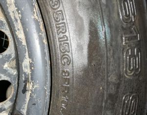 R15 TOYOTA Hiace 2005-2015 - 2