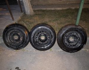 R15 TOYOTA Hiace 2005-2015 - 9