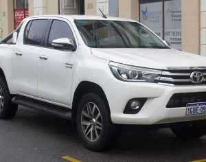 TOYOTA Hilux 2015-2023 - 1