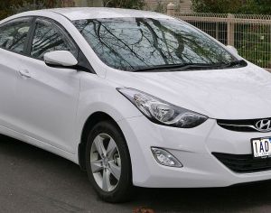 HYUNDAI Elantra 2011-2015 - 1