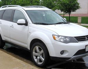 MITSUBISHI Outlander 2005-2012 - 1