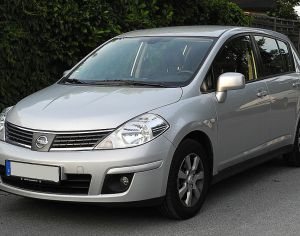 NISSAN Tiida 2005-2012