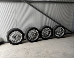 R19 BMW 540 2024-2025