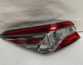 TOYOTA Camry 2018-2022 - 1