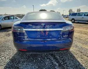 Tesla model s იშლება 2013 დან 2022 წლამდე