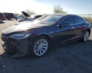 TESLA Model S 2017 0.9 - 2