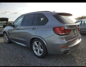 BMW X5 2015 4.4 - 2