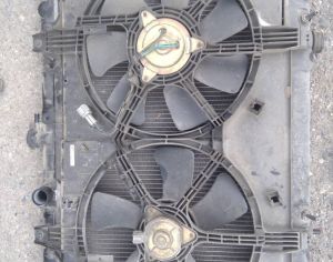 NISSAN Liberty 2001-2005 - 1