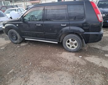 NISSAN X-Trail 2004 2.0
