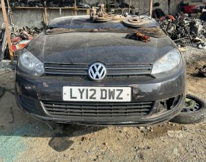 VOLKSWAGEN Golf 2008-2012 - 1