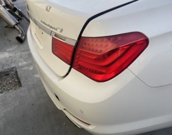 BMW 750 2008-2012