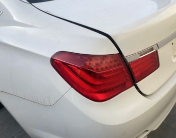 BMW 750 2008-2012 - 2