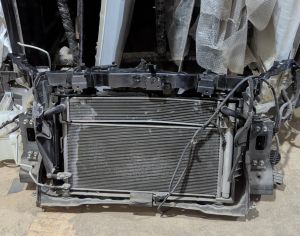 TOYOTA Prius V 2015-2018 - 2