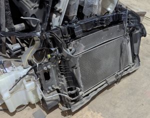 TOYOTA Prius V 2015-2018 - 3