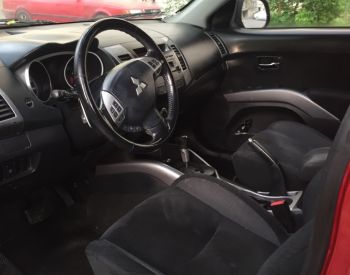 MITSUBISHI Outlander 2006 3.0 - 7