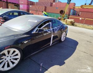 TESLA Model S 2013 0.1 - 4
