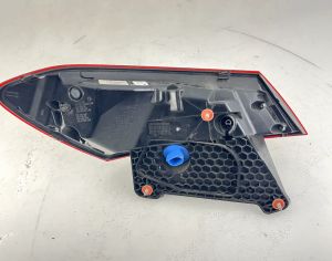 MERCEDES-BENZ E 300 2021-2023 - 2