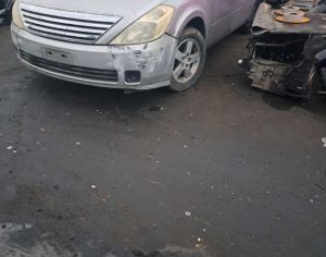 NISSAN Presage 2004 2.5 - 2