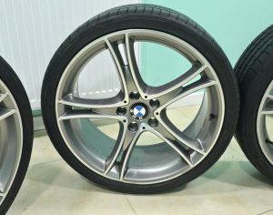 BMW-ს ორიგინალი დისკები R20