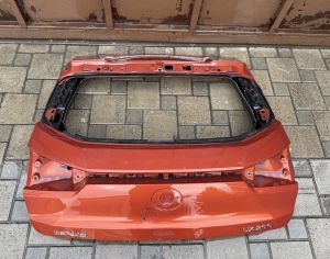 LEXUS UX 200 2018-2025