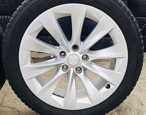 R19 TESLA Model S 2016-2025 - 9