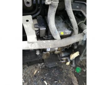 NISSAN Navara 2002-2006 - 4