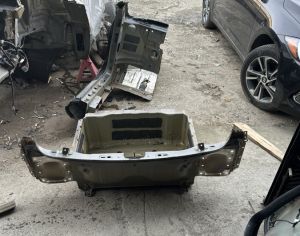 TESLA Model 3 2024-2026