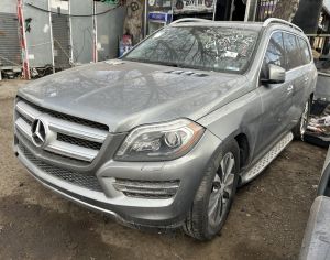 MERCEDES-BENZ GL 450 2015 3.0 - 2