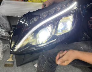 MERCEDES-BENZ C 300 2015-2018 - 11