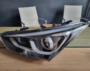 HYUNDAI Santa FE 2016-2018 - 1