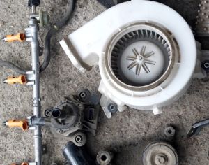 LEXUS HS 250h 2009-2012 - 8