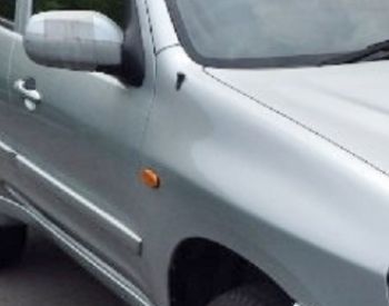 MAZDA Tribute 2005-2006 - 2
