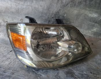 TOYOTA Noah 2003-2007