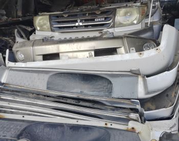 MITSUBISHI Pajero IO 2003 2.0 - 12