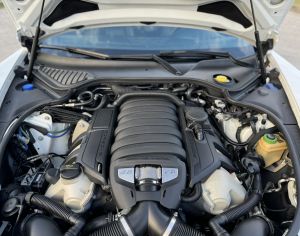 PORSCHE Panamera 2014 4.8 - 12