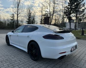 PORSCHE Panamera 2014 4.8 - 7